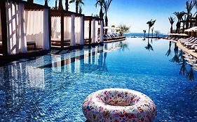 Chileno Bay Resort & Residences, Auberge Collection